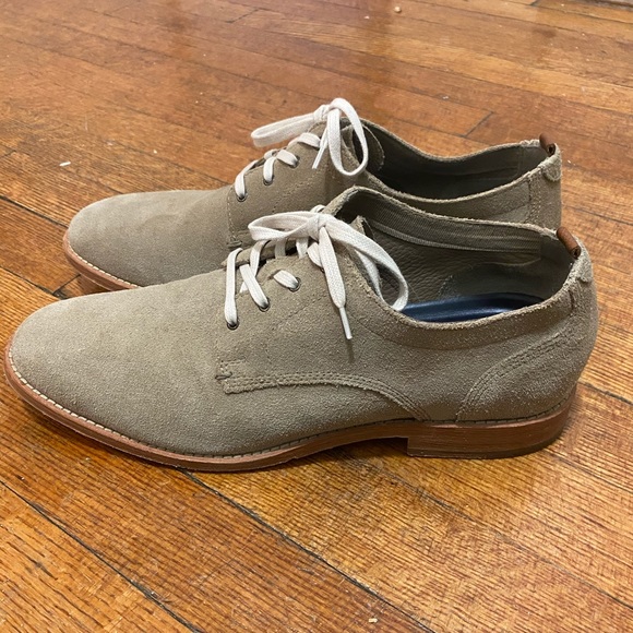 Cole Haan Men’s Feathercraft Blucher Oxford Shoes - Picture 2 of 10